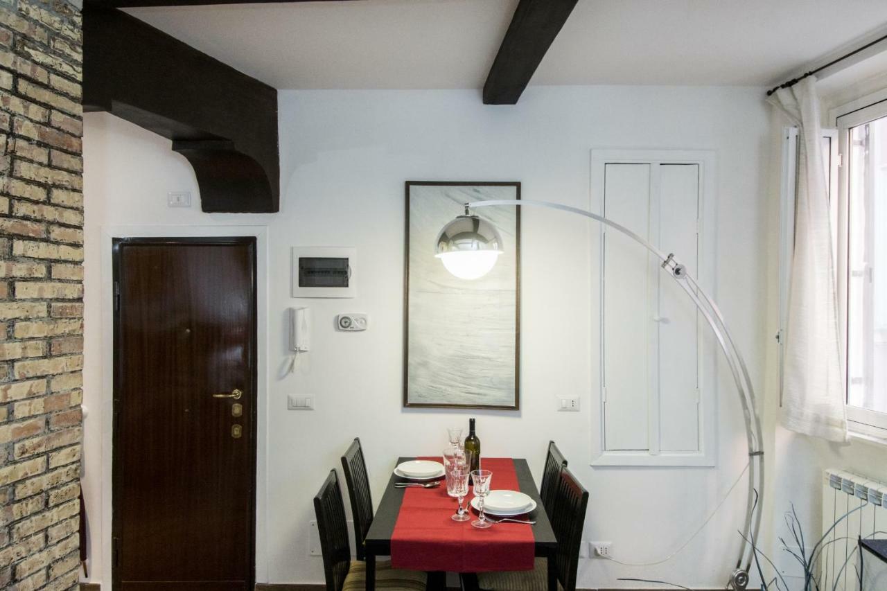 Campo De' Fiori Apartment โรม ภายนอก รูปภาพ